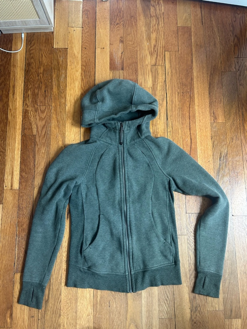 Lululemon scuba hoodie. Size 4. Green.